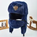 Colbacco invernale in pelliccia sintetica spessa con stemma e maschera per clima freddo - Aquila bicefala blu navy