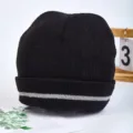 Zwarte reflecterende gebreide muts wintermuts met veiligheidsstrip voor fietssport nachts. - Verstelbaar / Patroon met één streep / Zwart