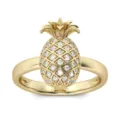 Dettaglio anello ananas oro con pavé di cristalli e logo del marchio inciso all interno. - Taglia 6 / Oro