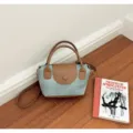 Koreanischer Denim Shopper mit braunen Ledergriffen und Schultergurt fuer Damen im Alltag. - Ohne Anhänger (ZY3170) / Blau und Braun