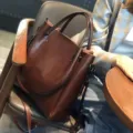 Bolso de cuero marron para mujer gran capacidad bolso de hombro elegante moda chic. - Café