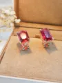 Eleganti orecchini a clip con pietra preziosa rossa quadrata, design geometrico stile vintage. - Pietra rossa / Oro