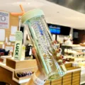 Large capacity glass water bottle with straw and infuser, summer student drink cup variant. - 800ml / Green