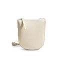 Beige Leder Umhängetasche für Handy, minimalistische Halbmond-Schultertasche mit Reißverschluss. - Elfenbeinweiß (Premium-Rindsleder)