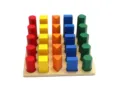 Pädagogisches Holzspielzeug, geometrische Formen und Farben Sortierspiel für Kinder. - Geometrische Treppe