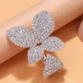 Glänzende Strass Blumen Halskette Anhänger Mode Luxus Accessoire für Damen elegante Tägliche Kleidung - Blumenring / Gold