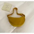 Borsa a tracolla mezzaluna in nylon giallo, borsa a spalla casual da donna per uso quotidiano. - Giallo