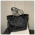 Schwarze Damen Beuteltasche, vielseitige Schultertasche Handtasche mit schickem Alltagsdesign. - Ohne Anhänger / Schwarz