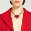 Atemberaubende rote Herz Strass Choker Halskette mit klobiger Goldkette für Damen Partys. - Gold / Roter Zirkon Herz