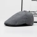Plaid flat cap for women, classic newsboy ivy hat with curved brim for autumn and casual wear. - M (56-58cm) / Navy Blue