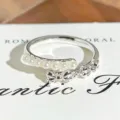 Silver open ring with pearls and bow design, niche aesthetic finger jewelry for women. - Elegant Pearl Bowknot Style (JZ0185A) / Adjustable Open