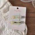 Gelbes Acryl Blumen Haarspangen Set mit süßen Perlen Herz und Stern Motiven für Damen. - Gelb Künstliche Perle Nahtlose Haarklammer (34#) / 2 Stück/Set / Gelb