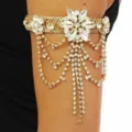 Dettaglio catena da braccio con strass, gioiello da sposa bracciale superiore oro metallico. - Stile T2 / Oro