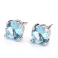 Orecchini a lobo in zircone azzurro chiaro rotondo 7mm con quattro griffe gioielli da donna - Blu lago