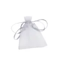 Dettaglio sacchetto in organza grigia, borsa trasparente con coulisse per gioielli e regali. - Organza Bag / Sacchetto in Organza Grigio