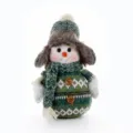 Kerst gebreide sneeuwman pluche pop decoratie met trapper hoed en sjaal voor vakantie. - Groene Trappersmuts Stijl