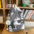 Zaino per studenti grigio tie-dye di grande capacità, borsa da viaggio casual con ciondolo in peluche. - Nero Piccolo