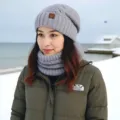 Conjunto de gorro y bufanda de punto para mujer invierno cálido grueso gris suave - Gris