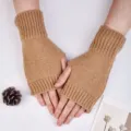 Guantes de punto sin dedos para mujer, cálidos guantes de invierno de color liso para uso diario. - Talla única / Caqui