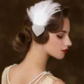 Vintage white feather rhinestone hair clip elegant 1920s party sparkling headpiece. - Heart Hair Comb (FJ2292) / Gold