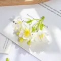 Künstliche 4-Zweig weiße Jasminblüten für DIY handgemachte Kränze und Haarschmuck. - Weiß