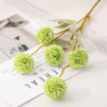Nahaufnahme Detail von künstlichen grünen Chrysanthemen Blumen für schöne Heimdekoration. - Grün