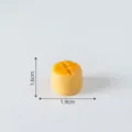 Miniatur Simulationsbrot Figur, gelbes DIY Deko Zubehör, 1.9cm Mikrolandschaft Spielzeug. - Nr. 4 Brot