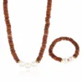 Handgefertigte braune Muschelscheibe und weiße Perle Halskette Armband Schmuckset Damen. - Kaffee
