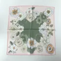 Seidenquadrat Tuch 53cm rosa Blumenmuster elegantes Halstuch für Damen Mode Accessoire. - Rosa Handbemalt Floral (A3007) / 53x53cm / Rosa