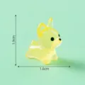 Mini statuetta cucciolo cane resina giallo traslucido carino decorazione scrivania. - Giallo