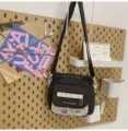 Niedliche japanische Vintage Bärenohren Umhängetasche für Damen, süße Canvas Schultertasche. - Schwarz