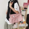Japanese Harajuku style canvas messenger bag for students, casual pink crossbody bag with large capacity. - With Bear Pendant / Pink