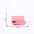 Miniatura rosa TV adorno casa de muñecas micro paisaje resina DIY decoración 0.6x1.2cm - Proyector n.º 18 / Habitación linda