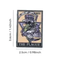 Retro Pestdoktor Tarot Karte Emaillierte Brosche Detail Ansicht dunkles Gothic Metal Abzeichen - Pest