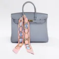 Sciarpa skinny in seta stampa catena rosa per manico borsa, elegante nastro Twilly. - Rosa Gemma