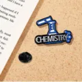 Chemistry enamel lapel pin science beaker badge fashion metal brooch for apparel backpack decor - Chemistry Glassware Style (A16-4-586)