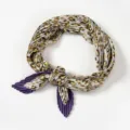 Elegantes plissiertes Leo-Muster Halstuch mit violetten Enden für stilvolle Damen. - 70x70cm-K708 / Lila
