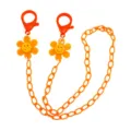 Kinderen acryl mondkapketting met leuke smiley bloemhangers en een opvallend oranje koord. - Oranje