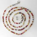 Catena per occhiali e cordino per mascherina in perline di vetro colorate con chiusure. - Modello 4
