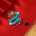 Broche Esmaltado De Dragón Chino Tradicional Zodíaco Insignia De Metal Accesorio De Ropa - Estilo Cian (C11-2-106)