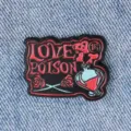 Broche insigne poison d amour romantique sombre, accessoire style gothique pour sac et vetement. - Style Flacon de Poison Rose (D18-5-888)
