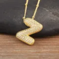 Collana con ciondolo lettera Z in oro con zirconi cubici, catena elegante per donne. - Lettera Z