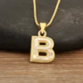 Vergoldete Natur-Perlmutt Buchstabe B Anhänger Halskette, elegantes Nischen-Design Schmuck. - Buchstabe B