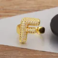 Verstellbarer 18k vergoldeter klobiger Buchstabe F Ring glänzender Zirkon Schmuck. - Buchstabe F Stil / Verstellbare offene Größe / Gold