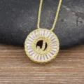 Collana con ciondolo lettera J in oro con zirconi cubici luminosi per donna moda - Lettera J