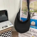Borsa a tracolla casual in tela nera, versatile borsa hobo di grande capacità per uso quotidiano. - Nero
