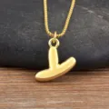 Collier pendentif lettre plaqué or avec chaîne délicate, bijoux minimalistes élégants. - Style Y