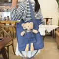 Bonito bolso de lona azul con osito de peluche y colgante para uso diario casual y moderno - Con Colgante de Oso / Azul