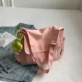 Ροζ καμβάς τσάντα χιαστί γυναικεία, casual τσάντα ώμου για commuting με χαριτωμένο λουλούδι. - Μονή τσάντα / Ροζ