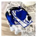Elegante pañuelo cuadrado de seda azul con diseño floral, bufanda de seda vintage. - 65x65cm / Azul